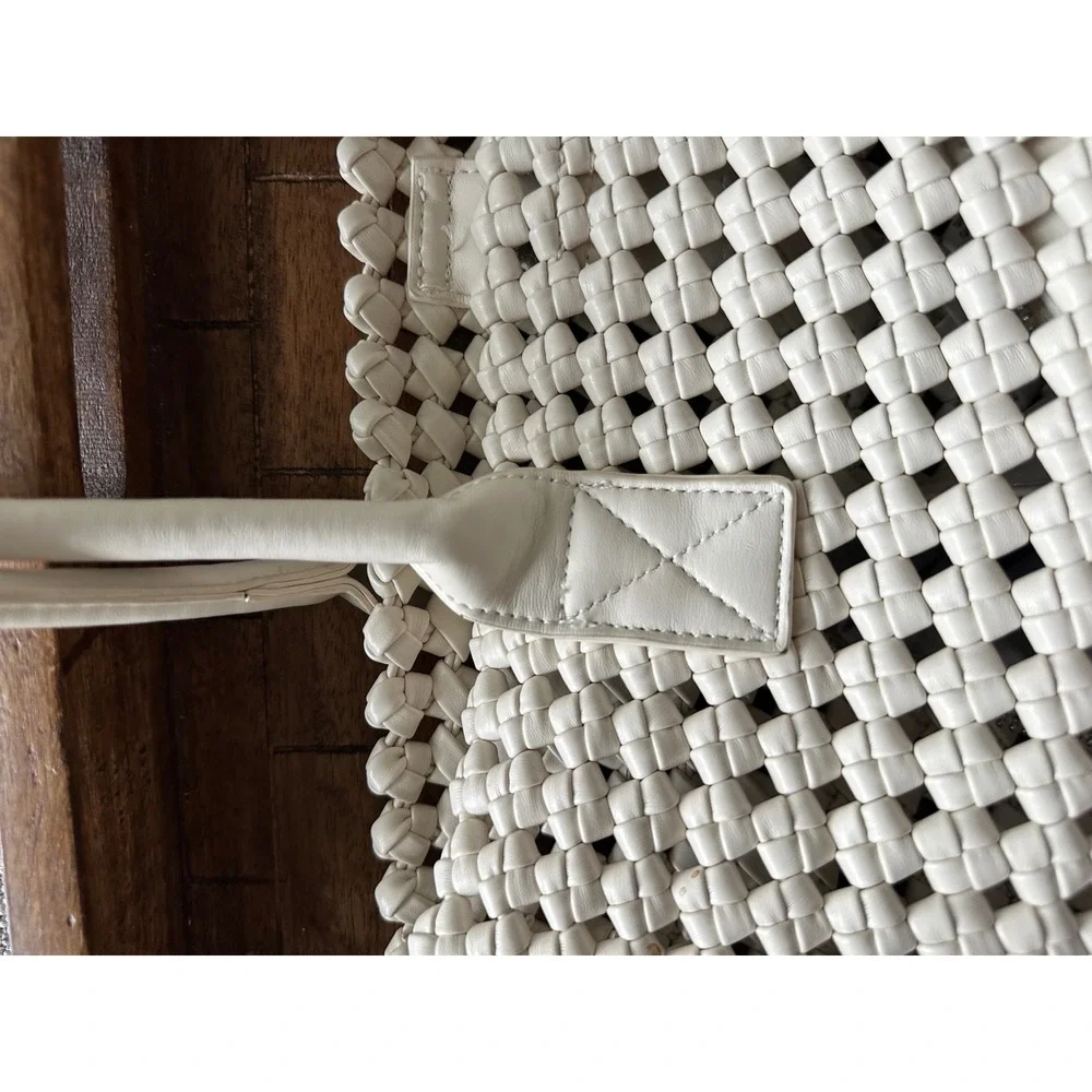 Sincerely Jules Woven Lattice Tote Bag Cream Off White Shoulder Bag with pouch